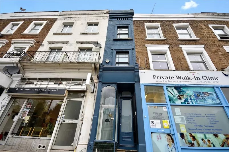 Casa mais estreita de Londres está à venda por R$ 7 milhões; veja fotos internas